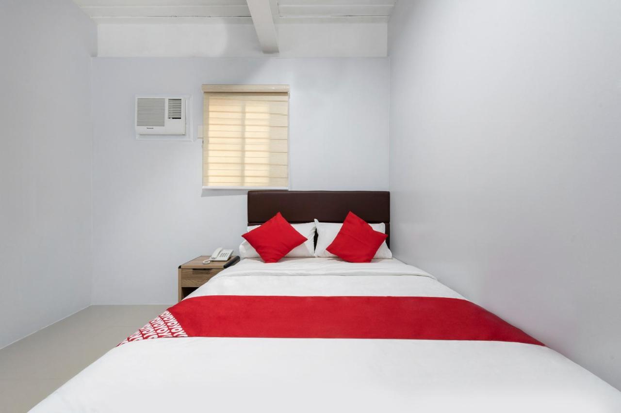 Super Oyo 515 Finnex Hotel Mandaluyong Bagian luar foto