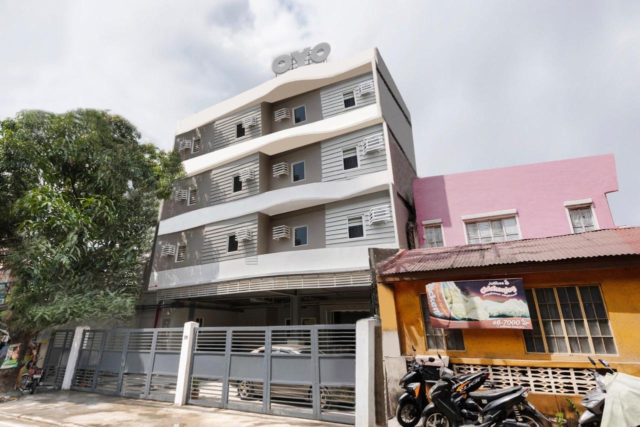 Super Oyo 515 Finnex Hotel Mandaluyong Bagian luar foto